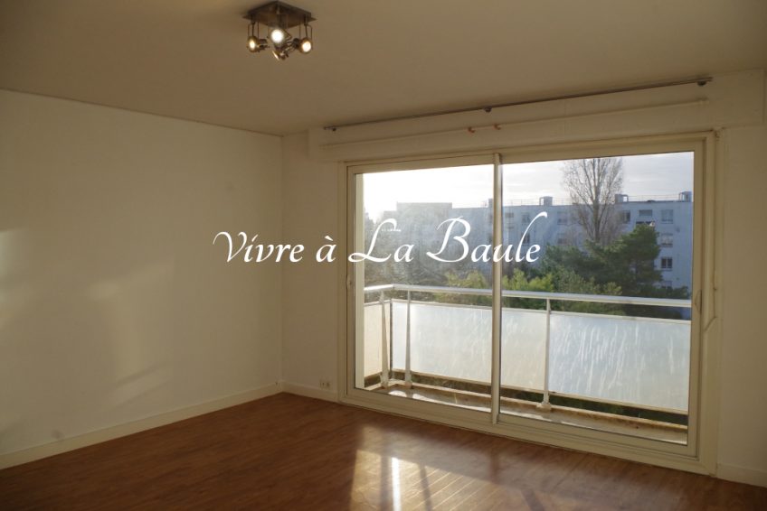 Ref 1875 / LA BAULE