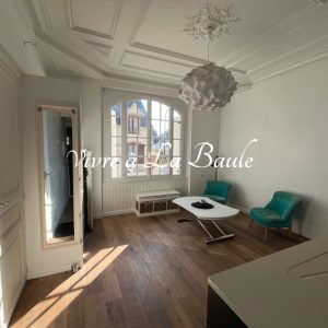 LE-POULIGUEN-APPARTEMENT-REF-1934-séjour-11